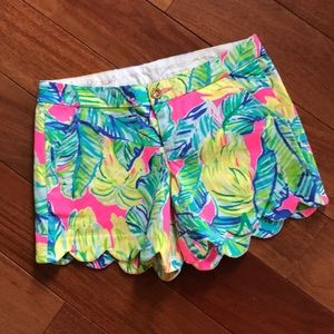 Lilly Pulitzer size 2 Buttercup short